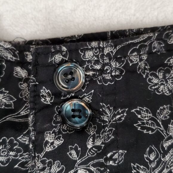 GAP high waist Lived-In Shorts Black Floral Print - Picture 4 of 8